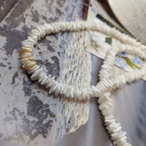 Shell Choker Necklace Bundle of 2 natural chards hand beaded vintage - Picture 8 of 12